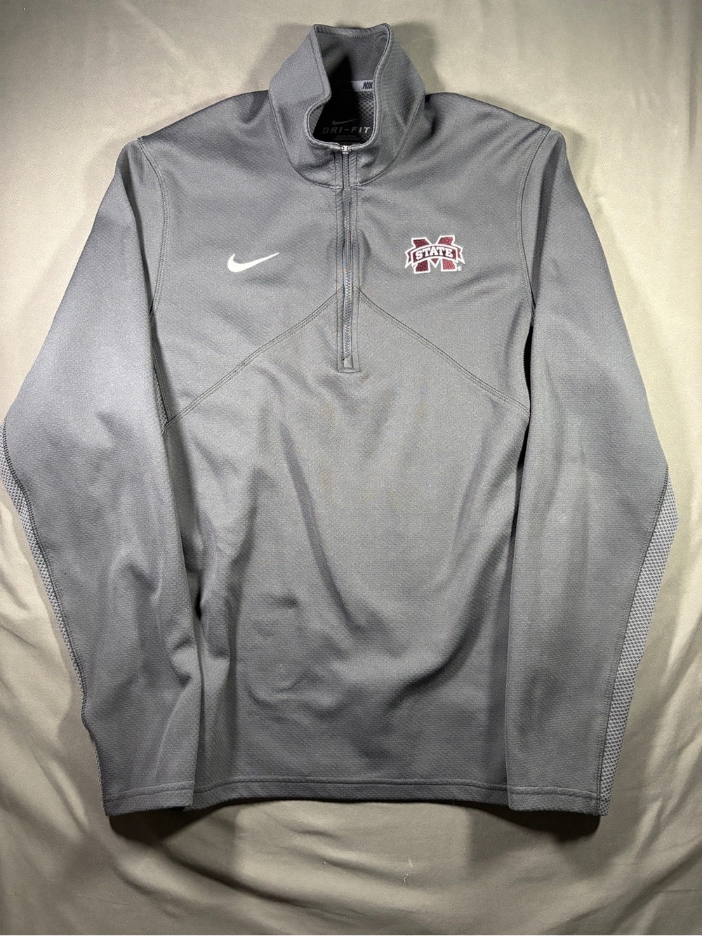 Men’s Mississippi State Nike Dri-FIT Quarter-zip Pullover / Size Small
